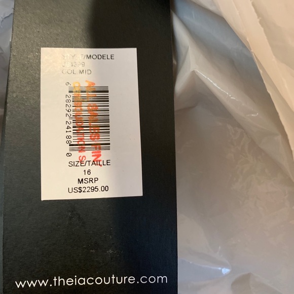 Neiman Marcus. Theia Couture - Picture 7 of 8